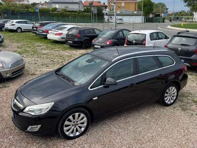 Opel Astra GPL Gancio Traino Nero usata Rimini