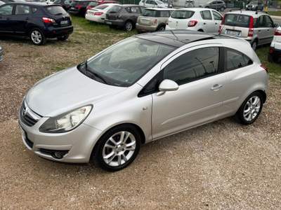 Opel Corsa porte Sport Neopatentati Argento usata Rimini