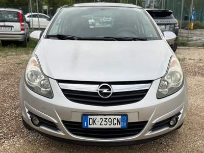 Opel Corsa porte Sport Neopatentati Argento usata Rimini