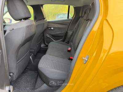Peugeot 208 Stop&Start 5 porte Active Giallo usata Rimini