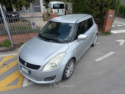 Suzuki Swift 5 porte GL Top GPL Argento usata Rimini