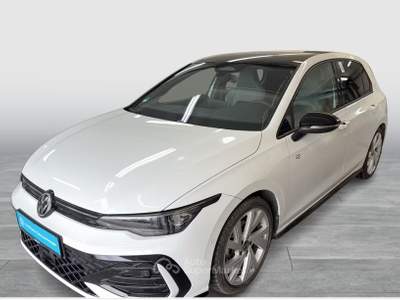 Volkswagen Golf Golf VIII 2.0 R-LINE EDITION BLACK-PACK+PELLE+CAM 150cv Bianco usata Roma
