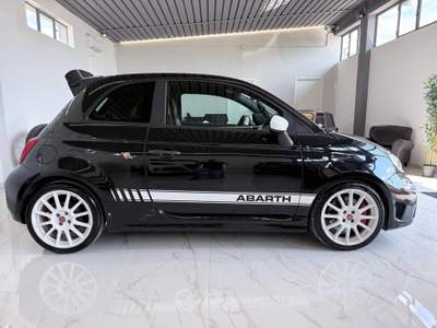 Abarth 695 1.4 t-jet 70th Essesse 180cv auto Nero usata Latina