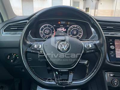 Volkswagen Tiguan VOLKSWAGEN Tiguan 2.0 TDI SCR DSG 4MOTION Executive BMT Bianco usata Bisceglie