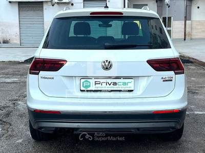 Volkswagen Tiguan VOLKSWAGEN Tiguan 2.0 TDI SCR DSG 4MOTION Executive BMT Bianco usata Bisceglie