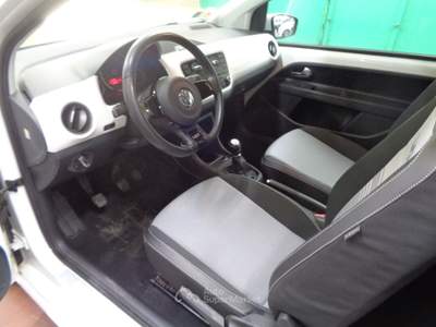 Volkswagen up! 3p. high neopatentati Bianco usata Torino