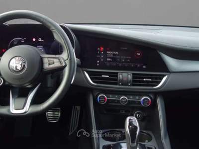 Alfa Romeo Giulia 2.0 Turbo 280 CV AT8 AWD Q4 Veloce Bianco usata Pieve di Cento