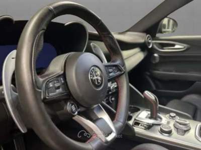 Alfa Romeo Giulia 2.0 Turbo 280 CV AT8 AWD Q4 Competizione Rosso usata Pieve di Cento