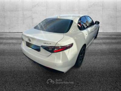 Alfa Romeo Giulia 2.0 Turbo 280 CV AT8 AWD Q4 Veloce Bianco usata Pieve di Cento