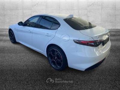 Alfa Romeo Giulia 2.0 Turbo 280 CV AT8 AWD Q4 Veloce Bianco usata Pieve di Cento
