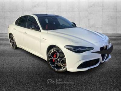 Alfa Romeo Giulia 2.0 Turbo 280 CV AT8 AWD Q4 Veloce Bianco usata Pieve di Cento
