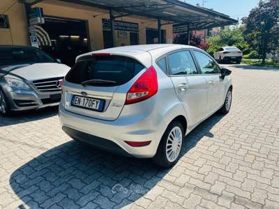 Ford Fiesta Fiesta 5p 1.2 16v OK NEOPATENTATO Argento usata Guastalla