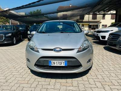 Ford Fiesta Fiesta 5p 1.2 16v OK NEOPATENTATO Argento usata Guastalla