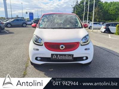 Smart ForFour 70 1.0 Passion Bianco usata Venezia