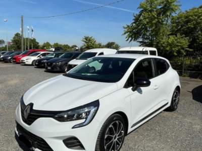 Renault Clio Full Hybrid E-Tech 140 CV 5 porte Zen Bianco usata Casteggio