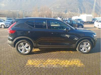 Volvo XC40 VOLVO XC40 B3 MILD HYBRID CORE AZIENDALE 2025!!!! Nero usata Pian Camuno