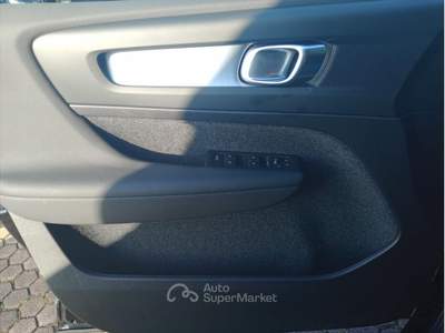 Volvo XC40 VOLVO XC40 B3 MILD HYBRID CORE AZIENDALE 2025!!!! Nero usata Pian Camuno