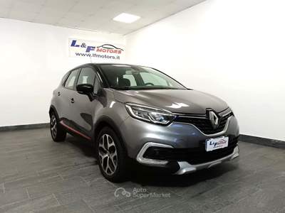 Renault Captur 1.5 dCi 90cv EDC CAMBIO AUTOMATICO Grigio usata Giugliano in Campania