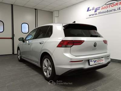 Volkswagen Golf 8  2.0 TDI  R-Line DSG Argento usata Giugliano in Campania