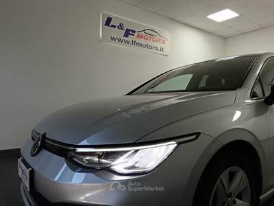 Volkswagen Golf 8  2.0 TDI  R-Line DSG Argento usata Giugliano in Campania