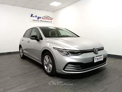 Volkswagen Golf 8  2.0 TDI  R-Line DSG Argento usata Giugliano in Campania