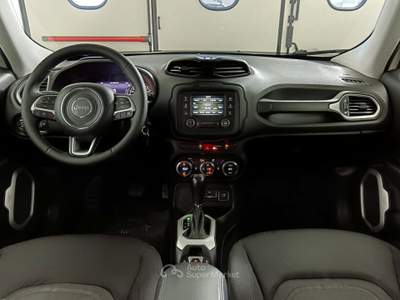 Jeep Renegade Renegade 1.6 Mjet 120 CV CAMBIO AUTOMATICO Bianco usata Giugliano in Campania