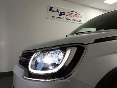 Suzuki Ignis Ignis 1.2 Dualjet 4WD All Grip Top Bianco usata Giugliano in Campania