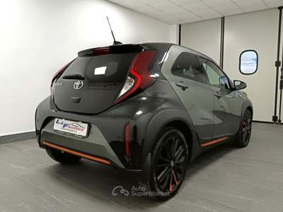 Toyota Aygo X 1.0 BZ LIMITED Verde usata Giugliano in Campania
