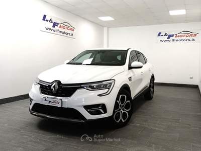 Renault Arkana 1.6 Hybrid E-TECH Bianco usata Giugliano in Campania