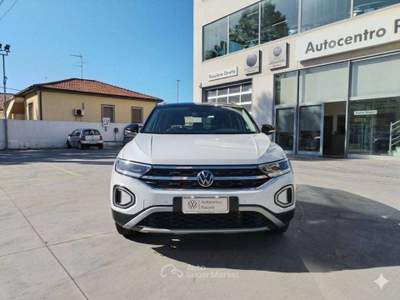 Volkswagen T-Roc 1.5 tsi Style dsg 150 CV -Telecamera-Keyless- Bianco usata Francavilla al Mare