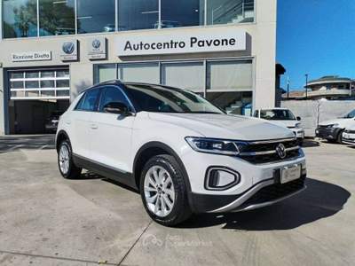 Volkswagen T-Roc 1.5 tsi Style dsg 150 CV -Telecamera-Keyless- Bianco usata Francavilla al Mare
