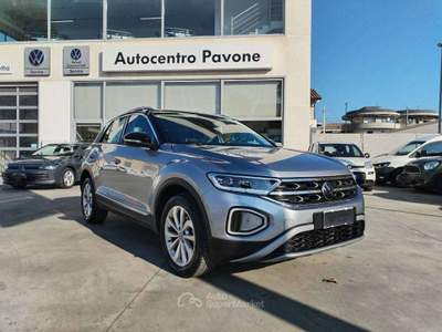 Volkswagen T-Roc 1.5 tsi Style dsg 150 CV -Telecamera-Keyless- Grigio usata Francavilla al Mare