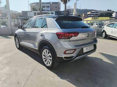 Volkswagen T-Roc 1.5 tsi Style dsg 150 CV -Telecamera-Keyless- Grigio usata Francavilla al Mare