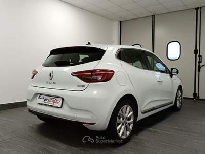 Renault Clio 1.6 Hybrid E-TECH  Bianco usata Giugliano in Campania