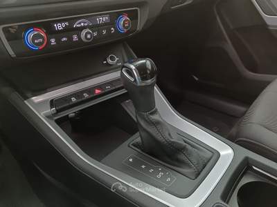 Audi Q3 Q3 35 TDI CAMBIO AUTOMATICO Grigio usata Giugliano in Campania