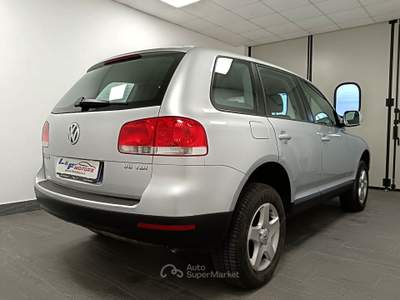 Volkswagen Touareg Touareg 3.0 tdi  tiptronic Argento usata Giugliano in Campania