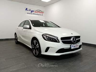 Mercedes-Benz Classe A A 180 d Automatic Premium Bianco usata Giugliano in Campania