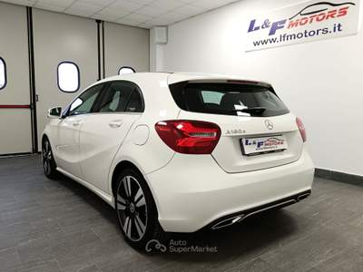 Mercedes-Benz Classe A A 180 d Automatic Premium Bianco usata Giugliano in Campania