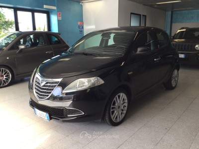 Lancia Ypsilon 95 CV Platinum Euro 5B Nero usata Ovada Lancia Ypsilon 95 CV Platinum Euro 5B Nero usata Ovada