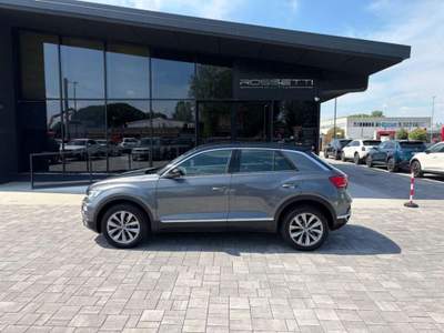 Volkswagen T-Roc 1.5 TSI DSG Style BlueMotion Technology Grigio usata Russi