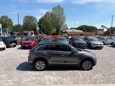 Volkswagen T-Roc 1.5 TSI DSG Style BlueMotion Technology Grigio usata Russi