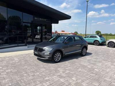 Volkswagen T-Roc 1.5 TSI DSG Style BlueMotion Technology Grigio usata Russi