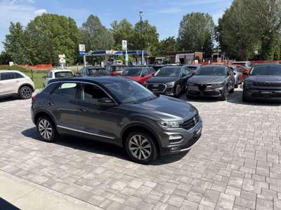 Volkswagen T-Roc 1.5 TSI DSG Style BlueMotion Technology Grigio usata Russi
