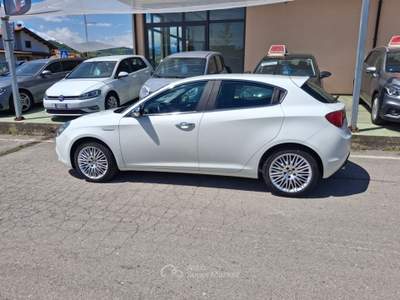 Alfa Romeo Giulietta 1.6 JTDm Distinctive Bianco usata CASTELLALTO