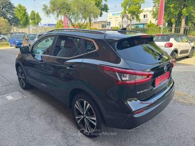 Nissan Qashqai 1.2 dig-t N-Connecta 115cv Nero usata Cernusco sul Naviglio