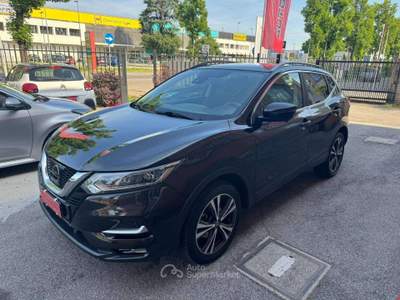Nissan Qashqai 1.2 dig-t N-Connecta 115cv Nero usata Cernusco sul Naviglio