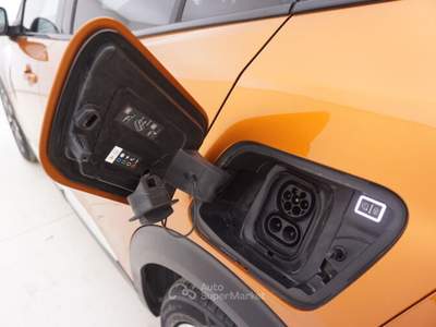 Peugeot 2008 Miglior prezzo garantito e consegna in pochi giorni Arancione usata Reggio nell'Emilia