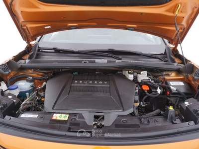 Peugeot 2008 Miglior prezzo garantito e consegna in pochi giorni Arancione usata Reggio nell'Emilia
