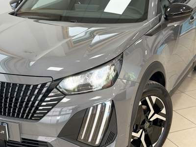 Peugeot 2008 S&S Allure |camera 360| Grigio usata San Felice a Cancello