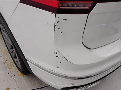 Volkswagen Tiguan 2.0 TDI SCR R-Line 4Motion DSG Bianco usata Lucca